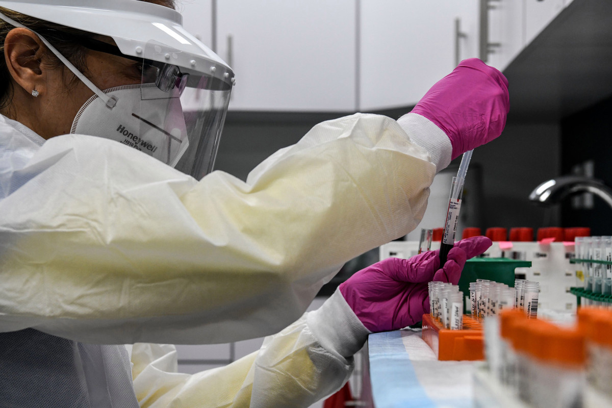 Drugmakers pledge to put safety first in race for COVID-19
vaccine 1