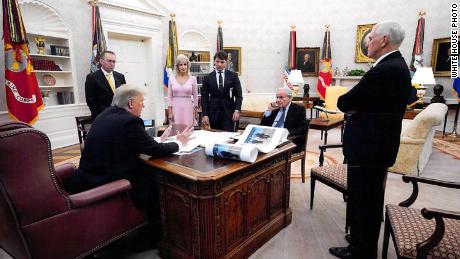 'Play it down': In Woodward book, Trump admits concealing
the true threat of coronavirus 1