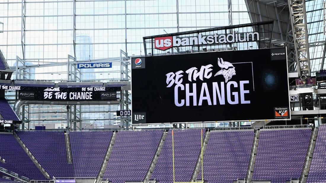 The Minnesota Vikings are honoring George Floyd's family
before Sunday's game 1