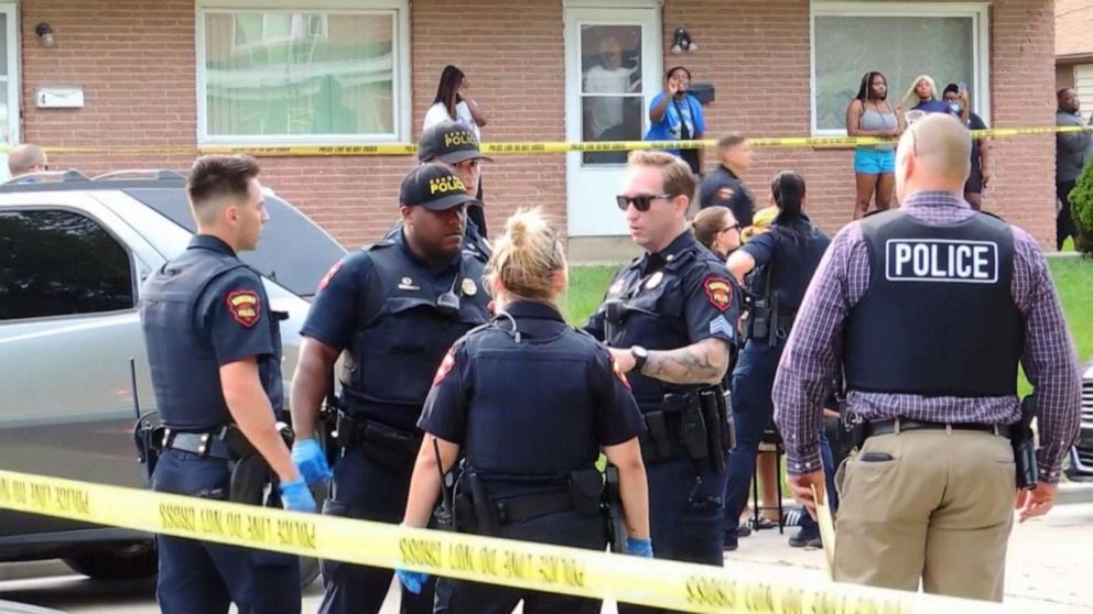 Lawyer says officer thought Blake was trying to kidnap
child 1