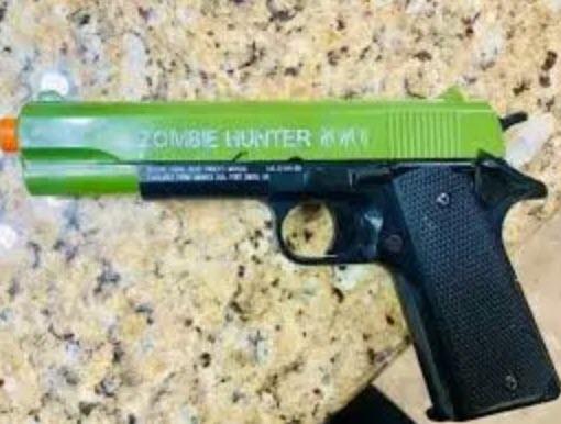 Virtually Insane: School Sends Police To Home After Child
Shows A Clearly Fake Gun During Online Class 1