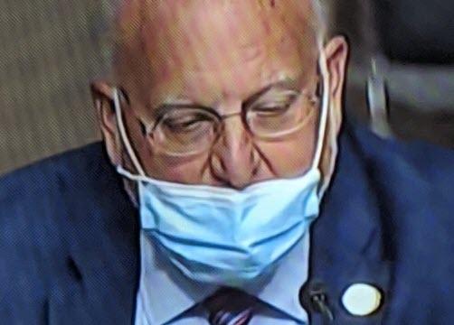 Dr. Quack? CDC's Redfield Claims Masks "Guaranteed To
Protect Against COVID" 1