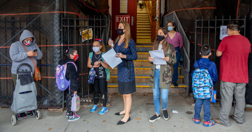 Elementary Schools Reopen in Person, in Milestone for
N.Y.C. 1