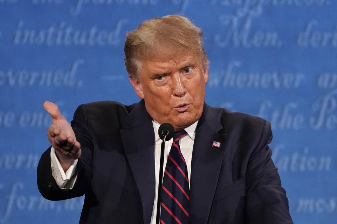 An Open Letter to the Trump Campaign: How to Handle the Next
Two Debates 1