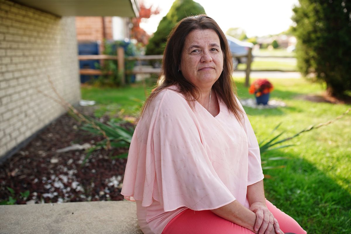 Hair loss. Memory problems. Strange rashes. COVID-19
patients report a litany of symptoms outside official criteria,
some persisting for months. 1