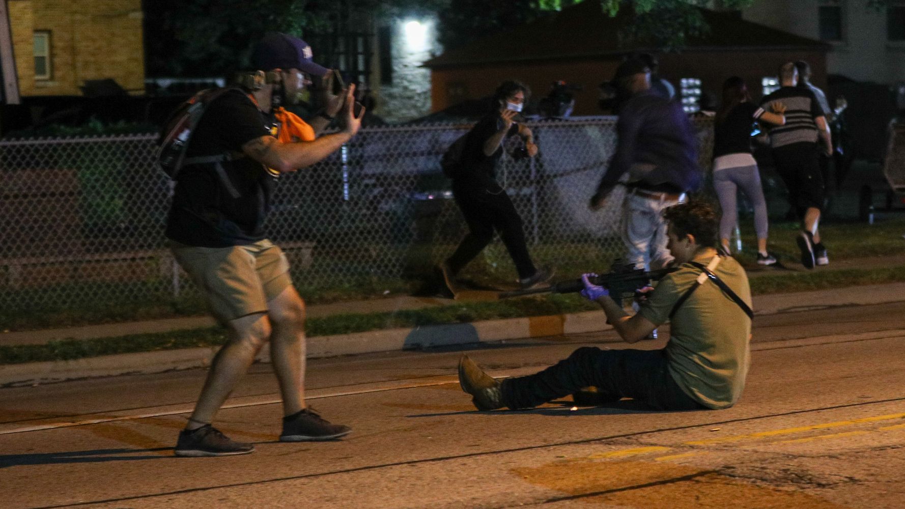 Key Witness In Kenosha Protest Shootings Describes Chaotic,
Heartbreaking Night 1
