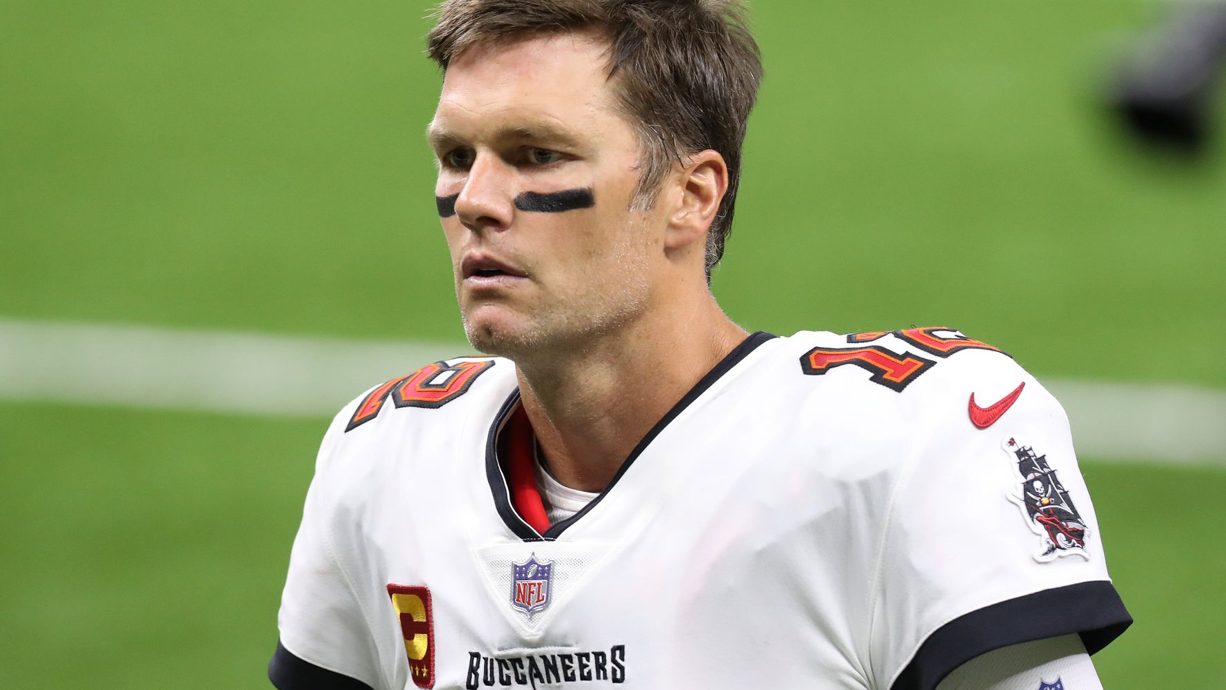 Twitter Razzes Tom Brady For Season-Opening Stinker In
Buccaneers Debut 1