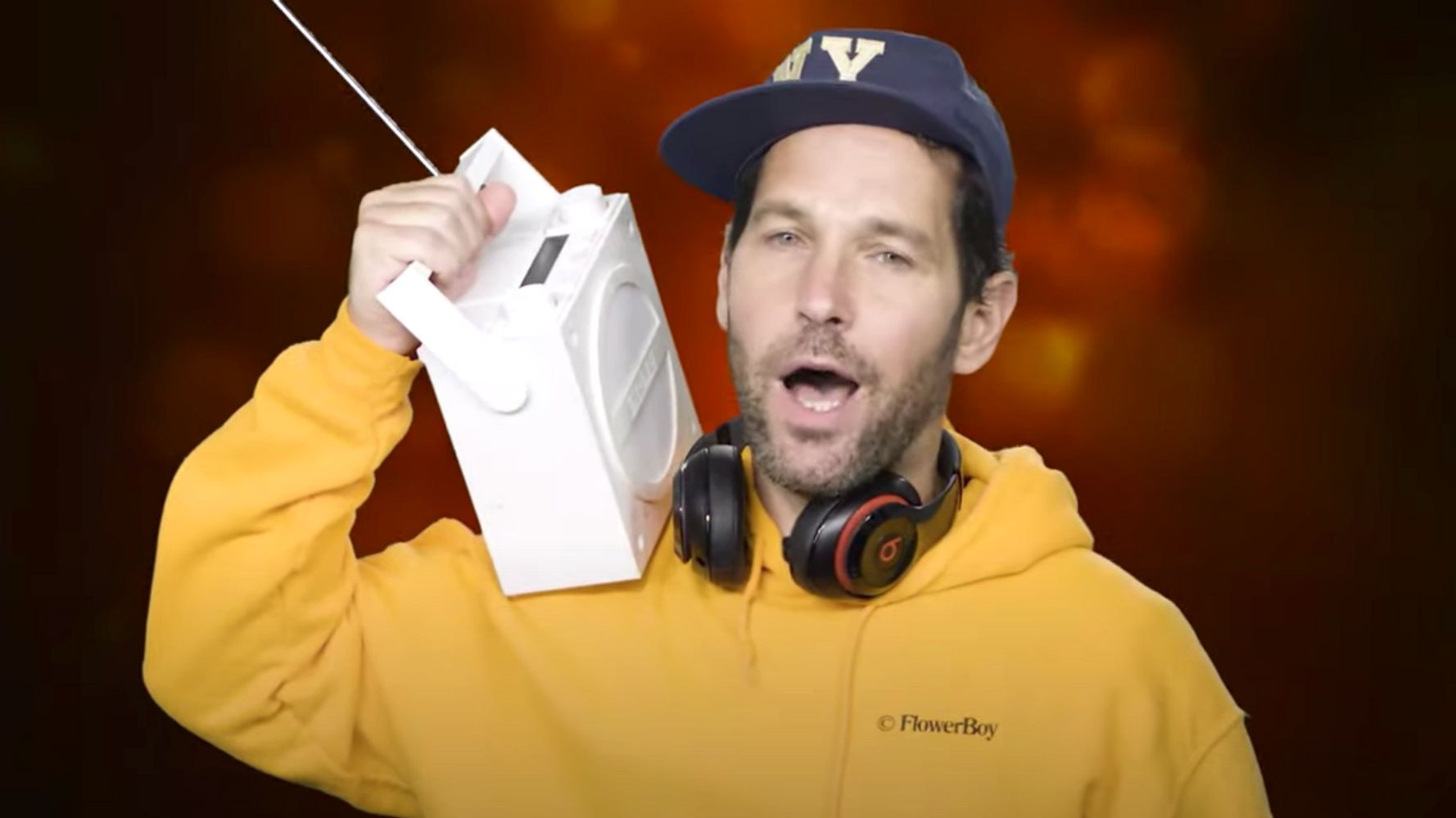 ‘Certified Young Person’ Paul Rudd Drops ‘Real Talk’ On
Wearing Masks 1