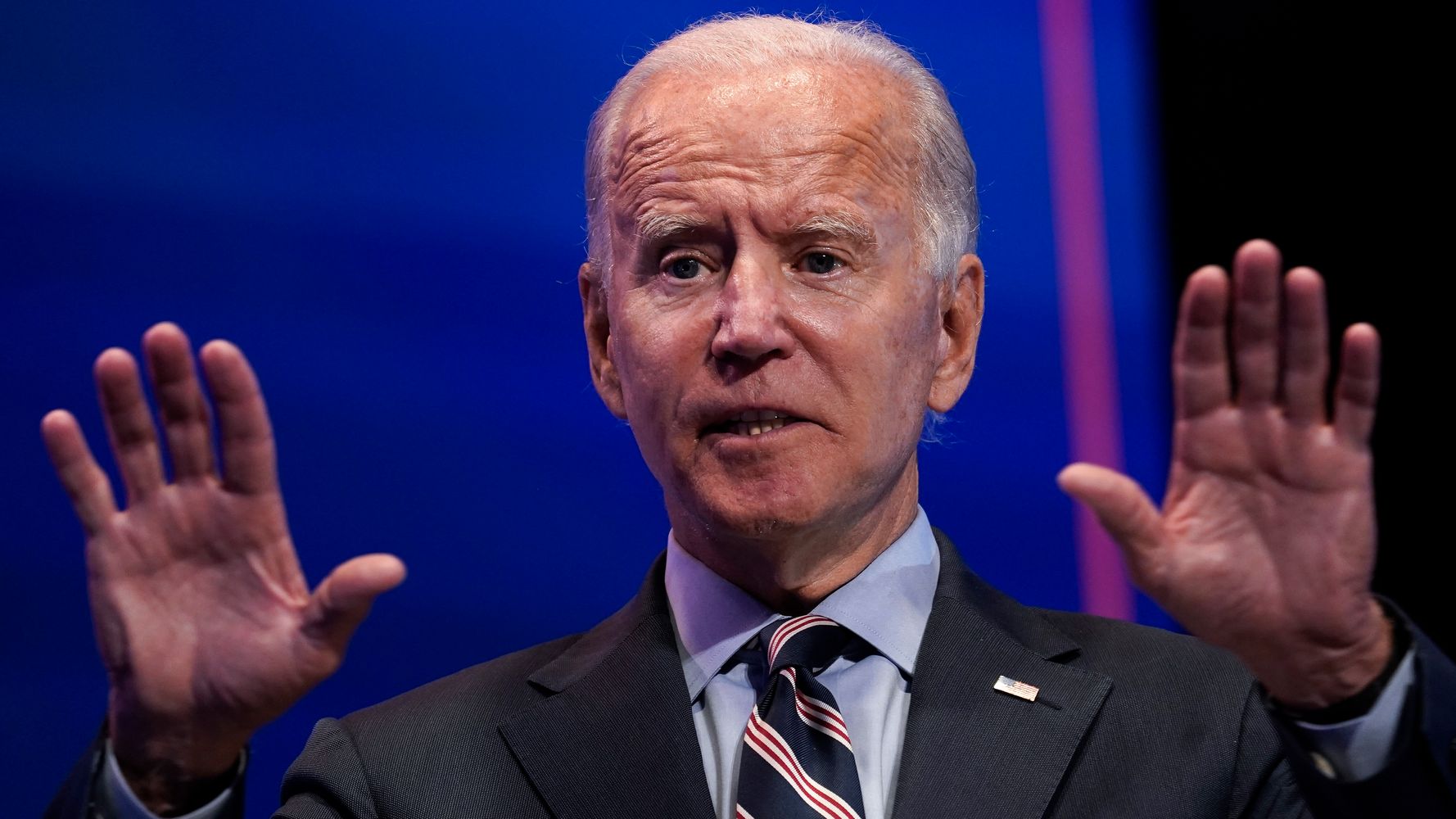 Biden Calmly Explains Why He Can’t Implement A Mask Mandate,
Despite Trump’s Complaint 1