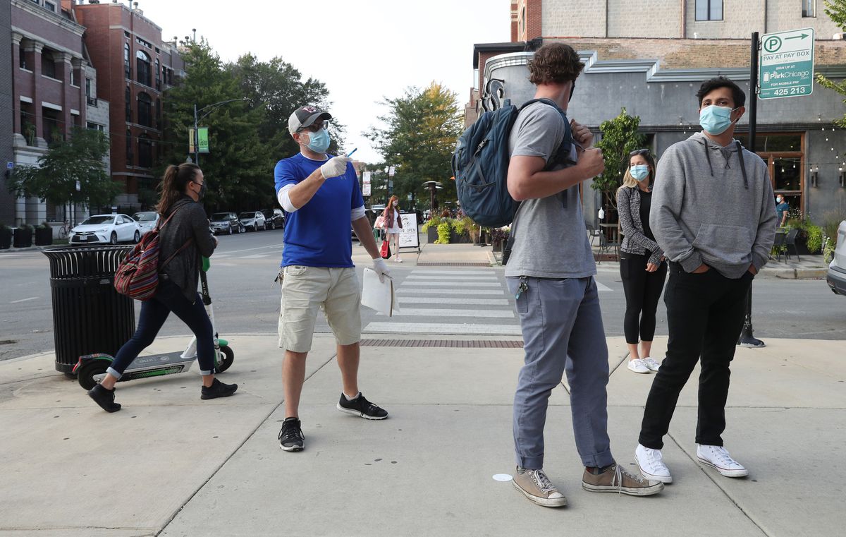 Coronavirus in Illinois updates: Here’s what’s happening
Friday with COVID-19 in the Chicago area 1 Coronavirus in Illinois updates: Here’s what’s happening
Friday with COVID-19 in the Chicago area 1