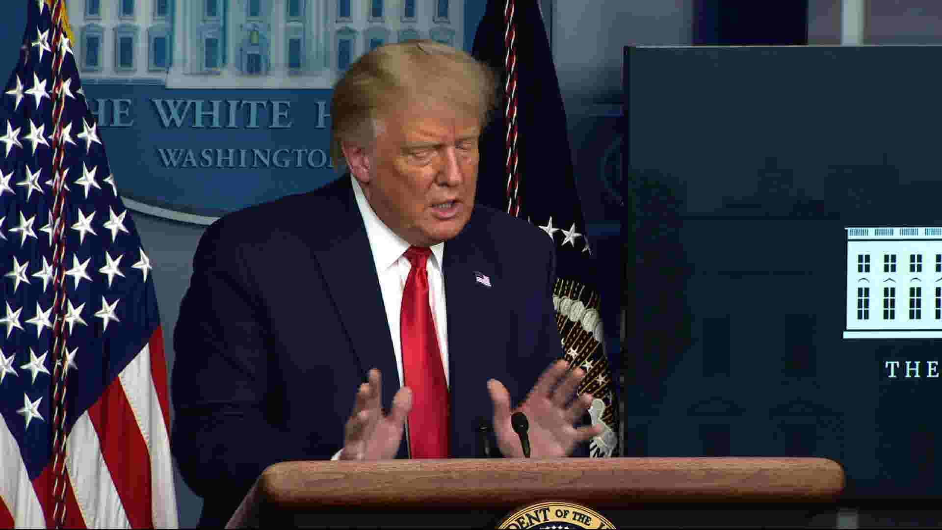 Trump disputes CDC head: masks 'may be effective' 1