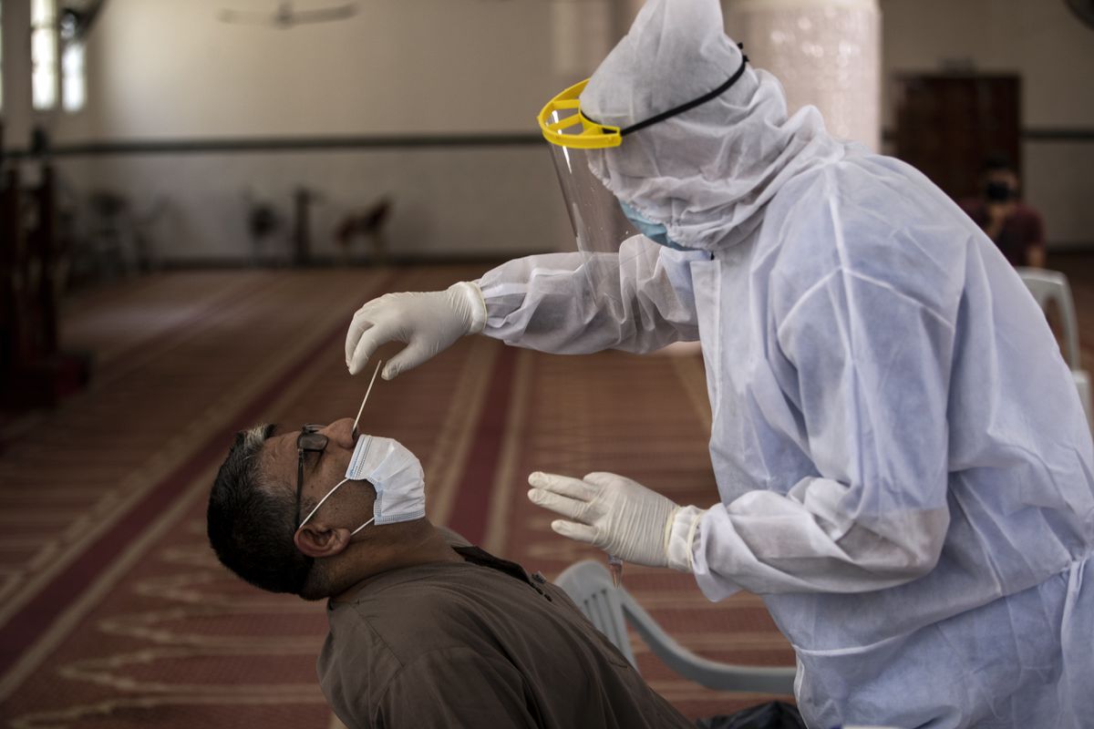 COVID-19 patients showing no symptoms can carry just as much
of virus as those who are, study says 1 COVID-19 patients showing no symptoms can carry just as much
of virus as those who are, study says 1