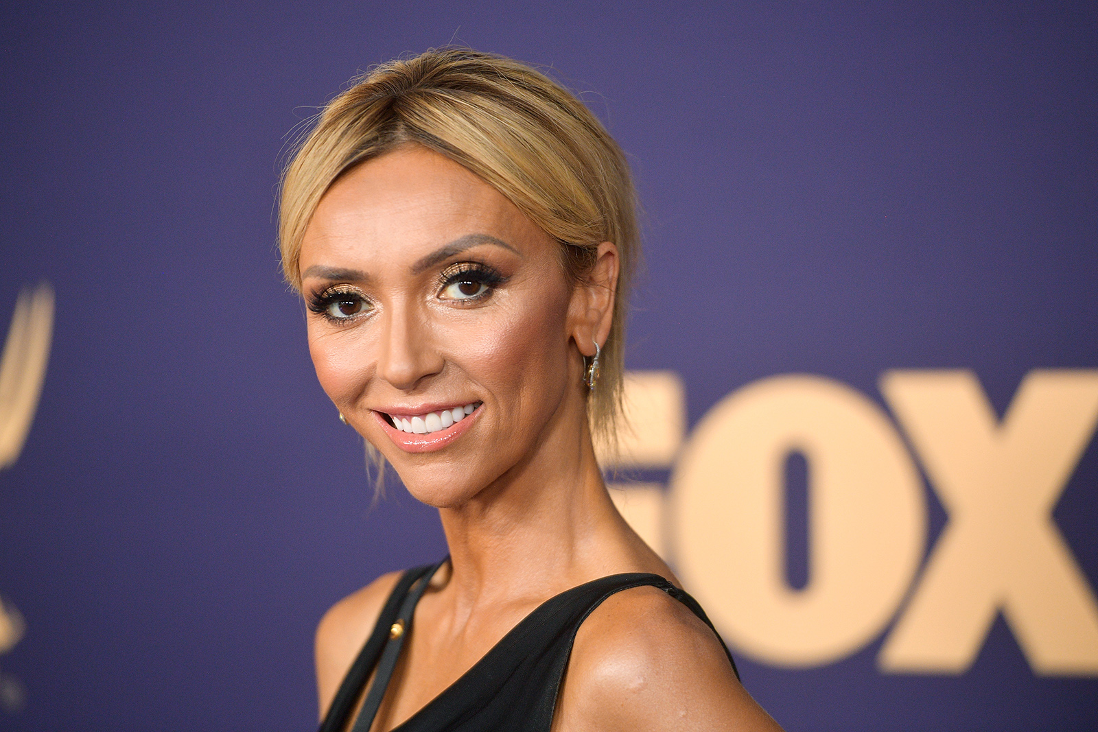 Longtime red carpet host tests positive for Covid-19 1