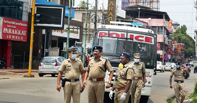 Indian Police Charge Ambulance Driver with Raping
Coronavirus Patient on Way to Hospital 1