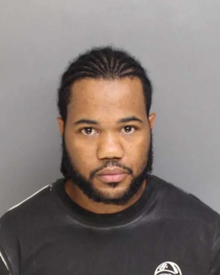 Police say New York man criminal hit officer with car,
pinned her against cruiser then escaped 1