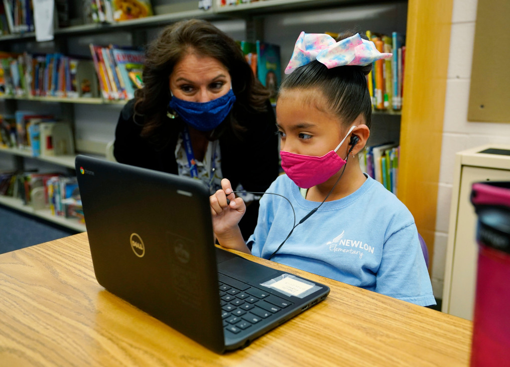Here are the 3 metrics that will help determine when Denver
students can return to the classroom 1