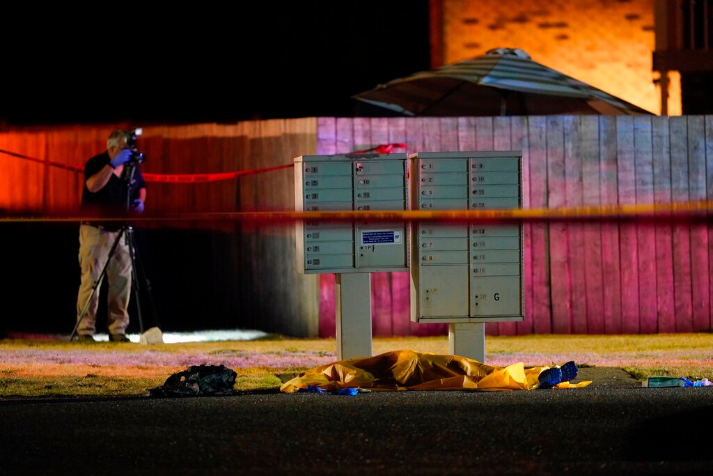 Portland: Suspect in killing at protest is fatally shot
during arrest 1