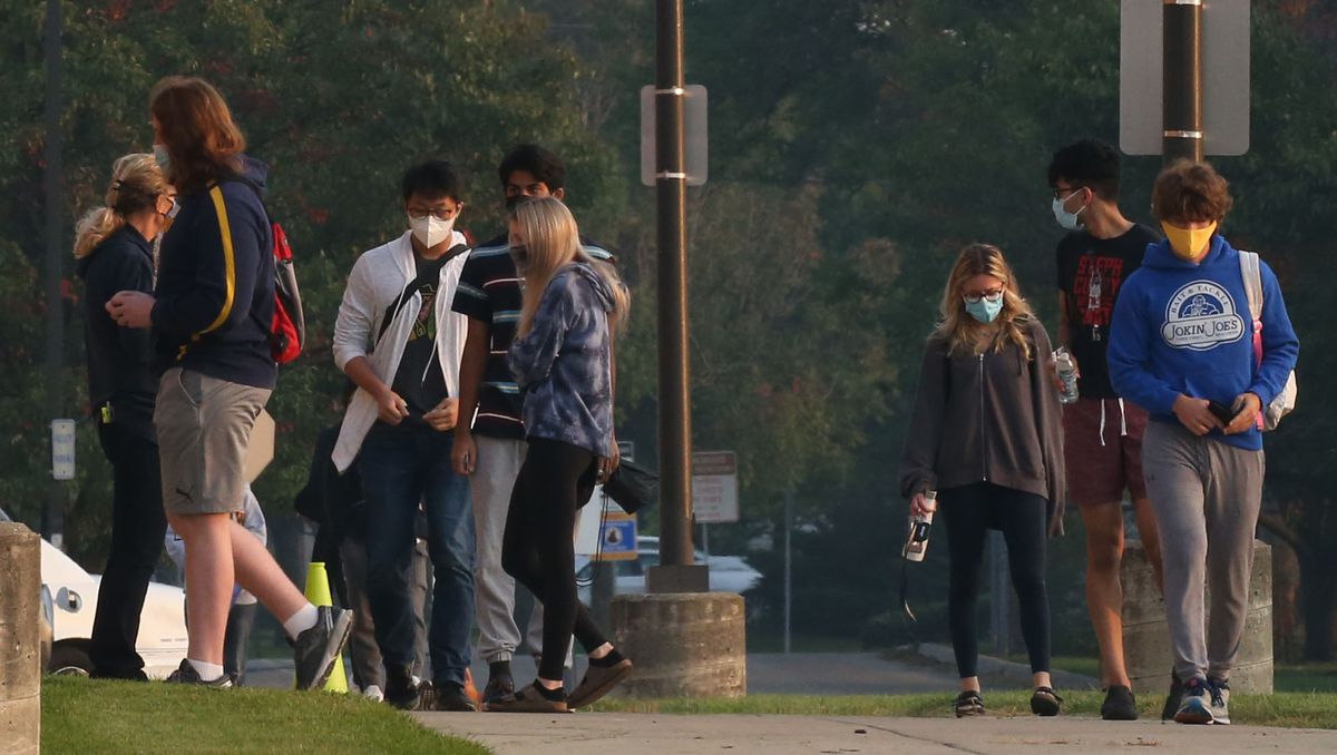 High schools reopen for the SAT exam 1