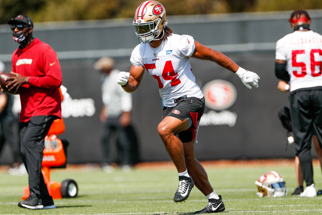 49ers’ Fred Warner feels great after COVID-19 hiatus,
honored at becoming a captain 1