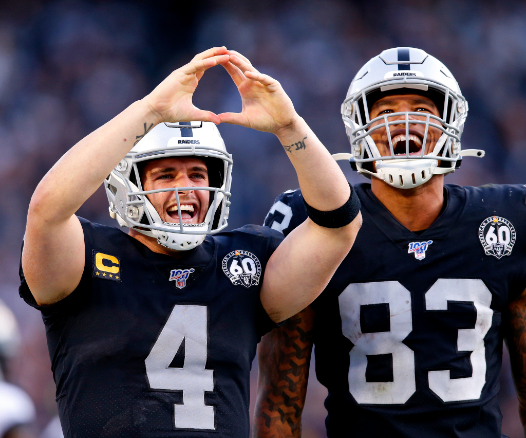 Inside the Raiders: Good cause, bad judgement as players
eschew masks at Darren Waller fundraiser 1