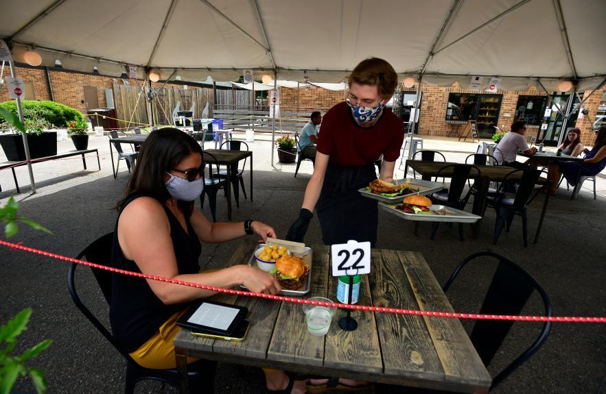 Colorado’s new COVID-19 cases rise again in what could be an
“early warning” or just a blip 1