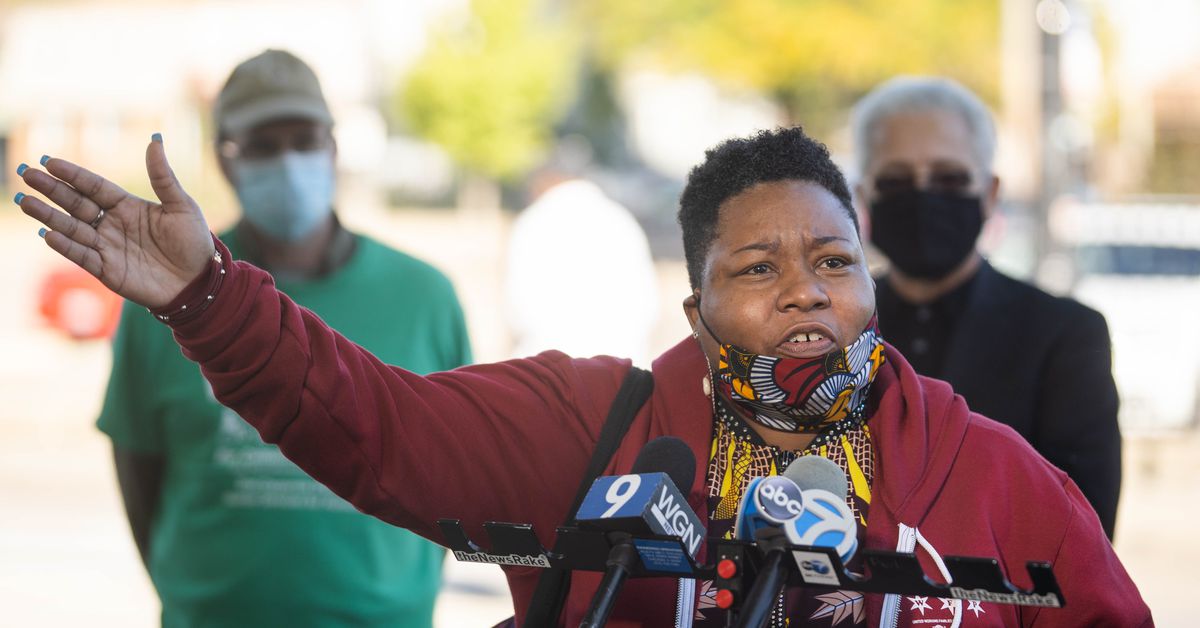 Activists, aldermen call on city to increase COVID-19
testing on South and West sides 1