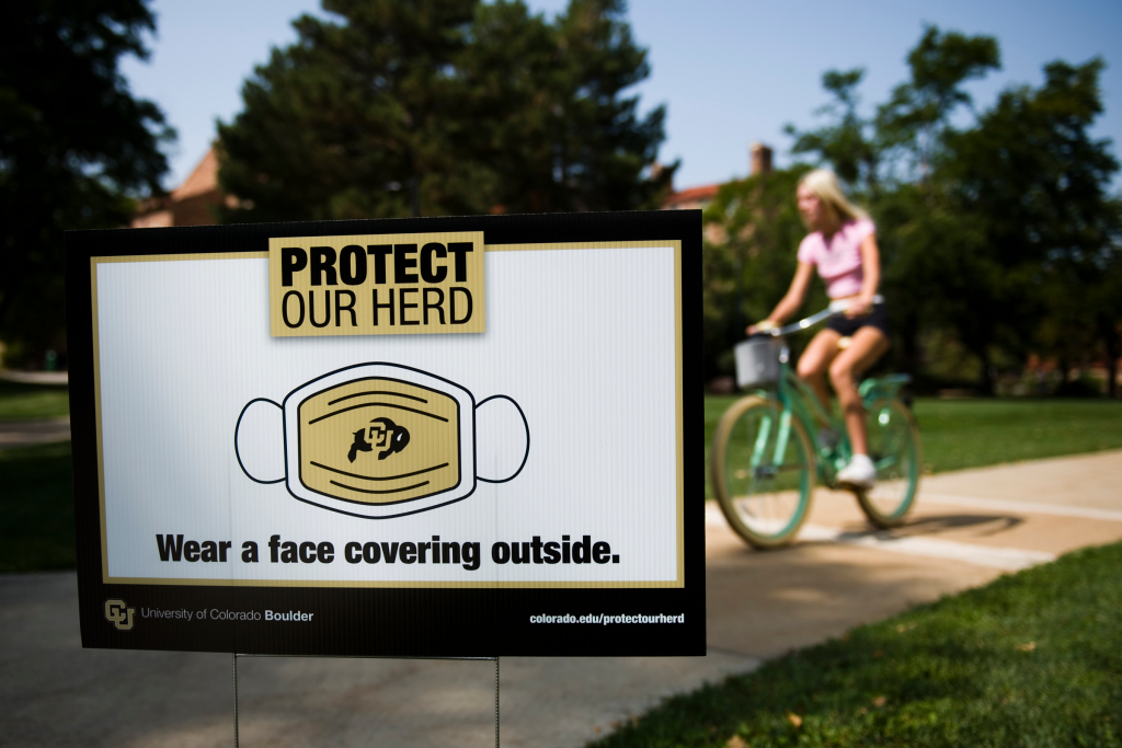 CU Boulder switching to remote learning for at least 2 weeks
amid COVID-19 surge 1