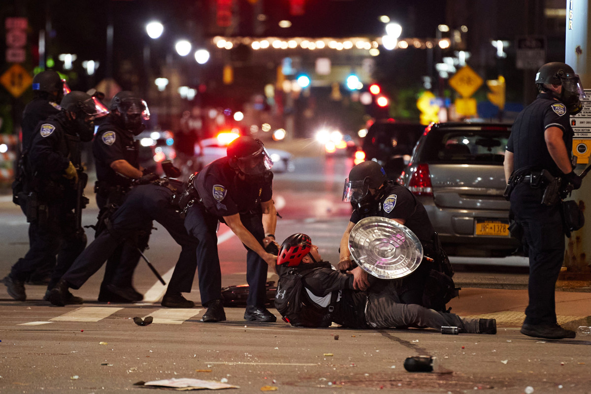 Rochester Mayor Lovely Warren blames outside agitators for
protest violence 1