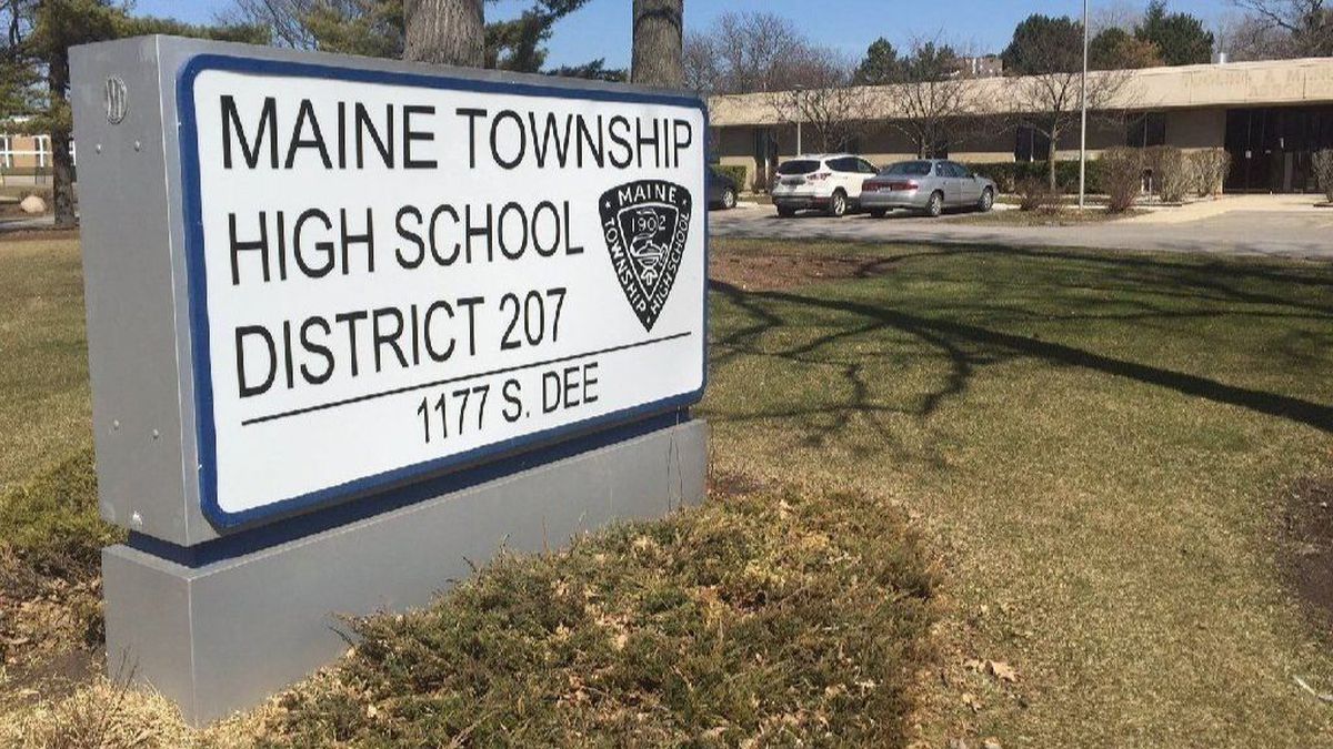 Police: 14-year old boy instigated Maine South ‘Zoom
bombing’ incident where racist language was used during
classes 1 Police: 14-year old boy instigated Maine South ‘Zoom
bombing’ incident where racist language was used during
classes 1