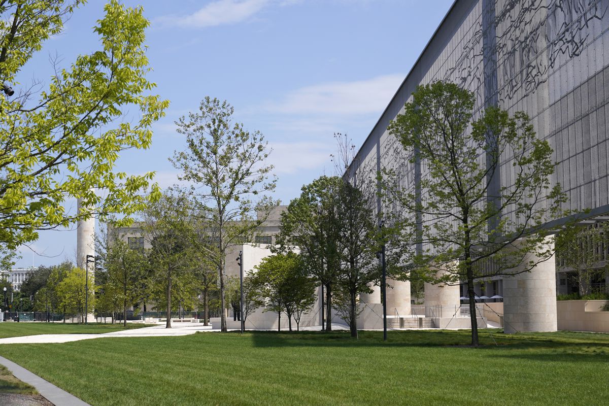 Washington’s new Eisenhower Memorial opens Friday after
decades of planning, ‘drama’ 1