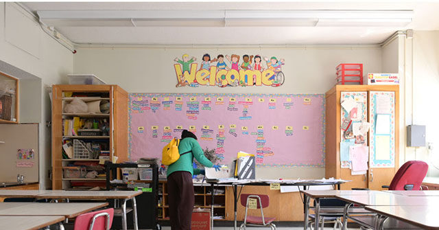 Chaos in Suburban Buffalo Schools as 90 Staff Members Take
Coronavirus Leave and over 100 Resign, Retire 1