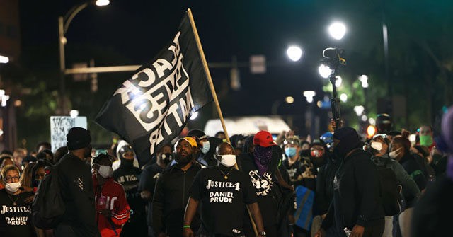 Rochester Black Lives Matter Protesters Reportedly Segregate
Demonstrators by Race 1