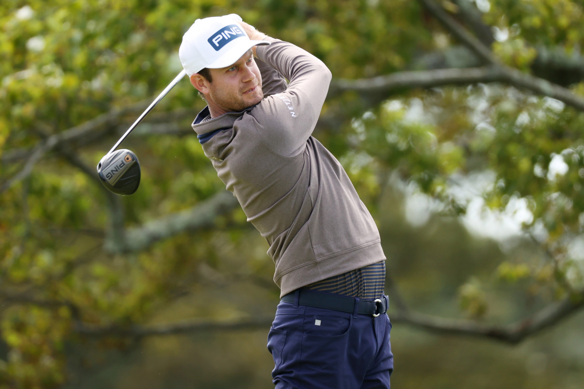 Harris English loses his temper over lost-ball fiasco at US
Open 1