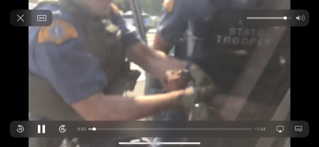 Watch: Washington State Troopers have enough of defiant
protester on freeway (op-ed) 1
