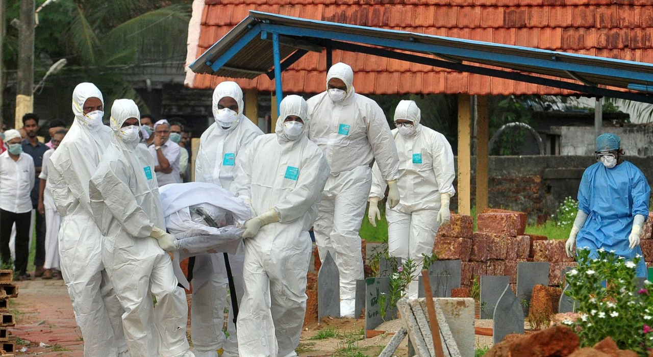"Super Spreaders" Cause More Than 4 Million COVID-19
Infections Across India, New Study Finds 1