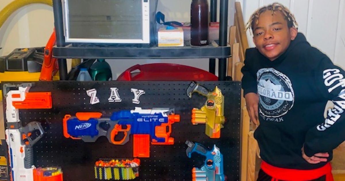 Boy, 12, gets suspended from school and cops called on him
for having toy gun during virtual class 1