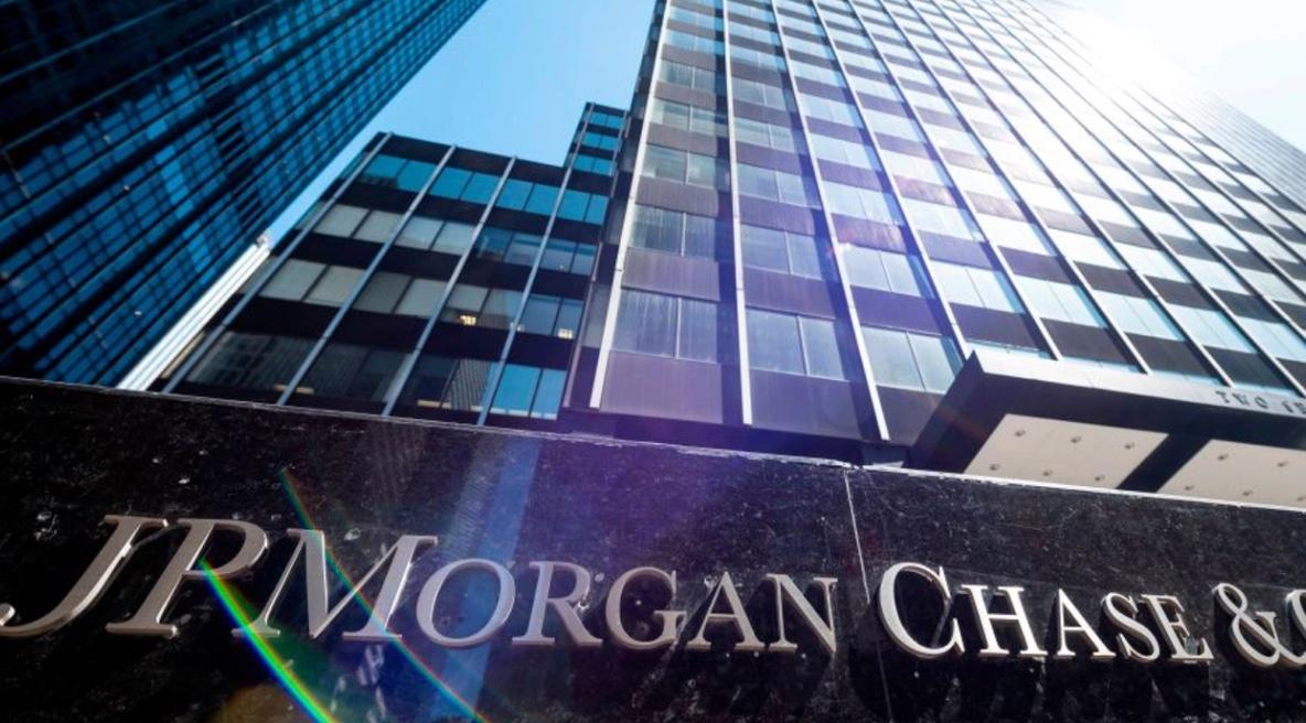 JPMorgan Hit By COVID-19 Outbreak Just Days After Ordering
Traders To Return 1