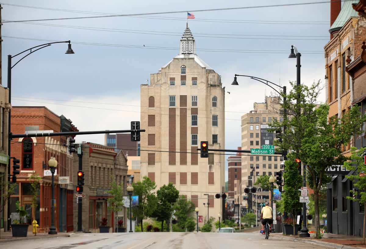 Tougher restrictions return to northwest Illinois region
that includes Rockford, NIU after surge in COVID-19 cases 1