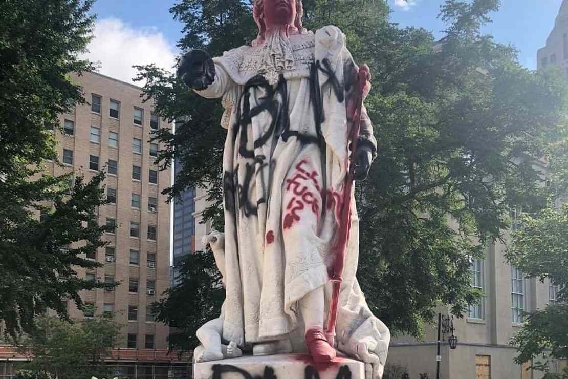 Louisville Cancels King Beheaded in the French Revolution as
Rioters Give Us a Taste of the Terror 1
