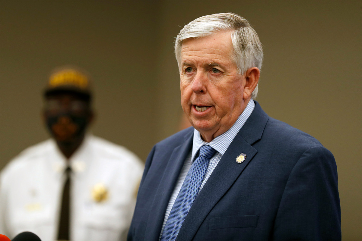 Missouri governor who was critical of mask mandates tests
positive for coronavirus 1