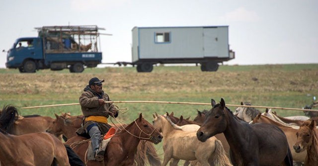 Report: China Arrests Thousands of Mongolians Protesting
Limits on Nomadic Herding 1
