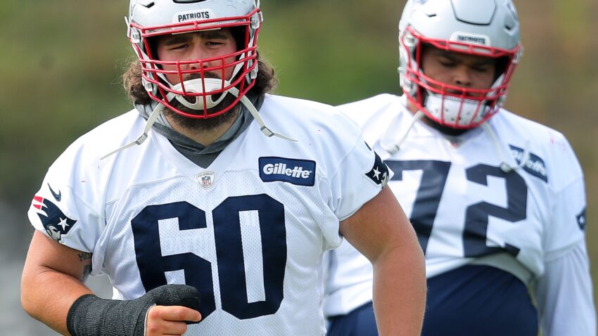 Patriots injury report: Andrews David Andrews, James White,
Josh Uche ruled out vs. Raiders 1