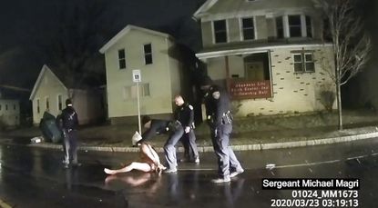Rochester mayor names Black woman as interim police chief
amid protests over Daniel Prude death 1 Rochester mayor names Black woman as interim police chief
amid protests over Daniel Prude death 1