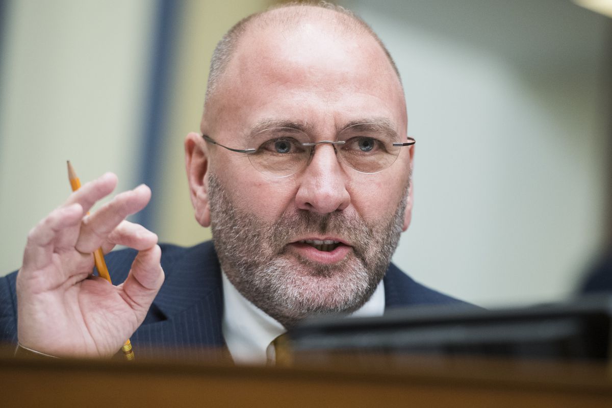 Facebook yanks post from Louisiana congressman saying armed
protesters should face lethal force 1 Facebook yanks post from Louisiana congressman saying armed
protesters should face lethal force 1