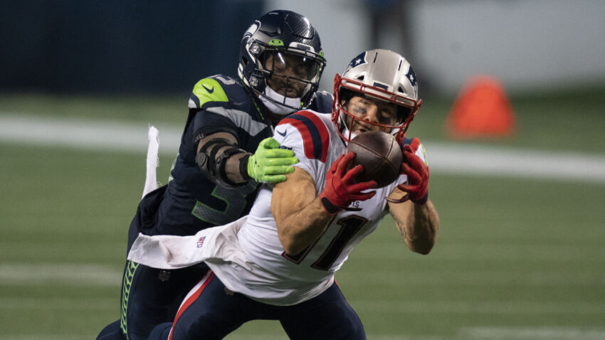 Patriots injury report: Andrews absent, Edelman
limited 1