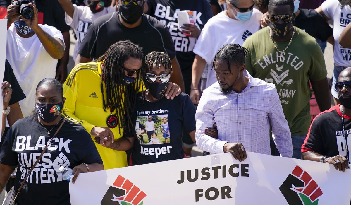 Biden adviser says he isn't visiting Kenosha to avoid
upsetting 'peaceful nature' of protests 1