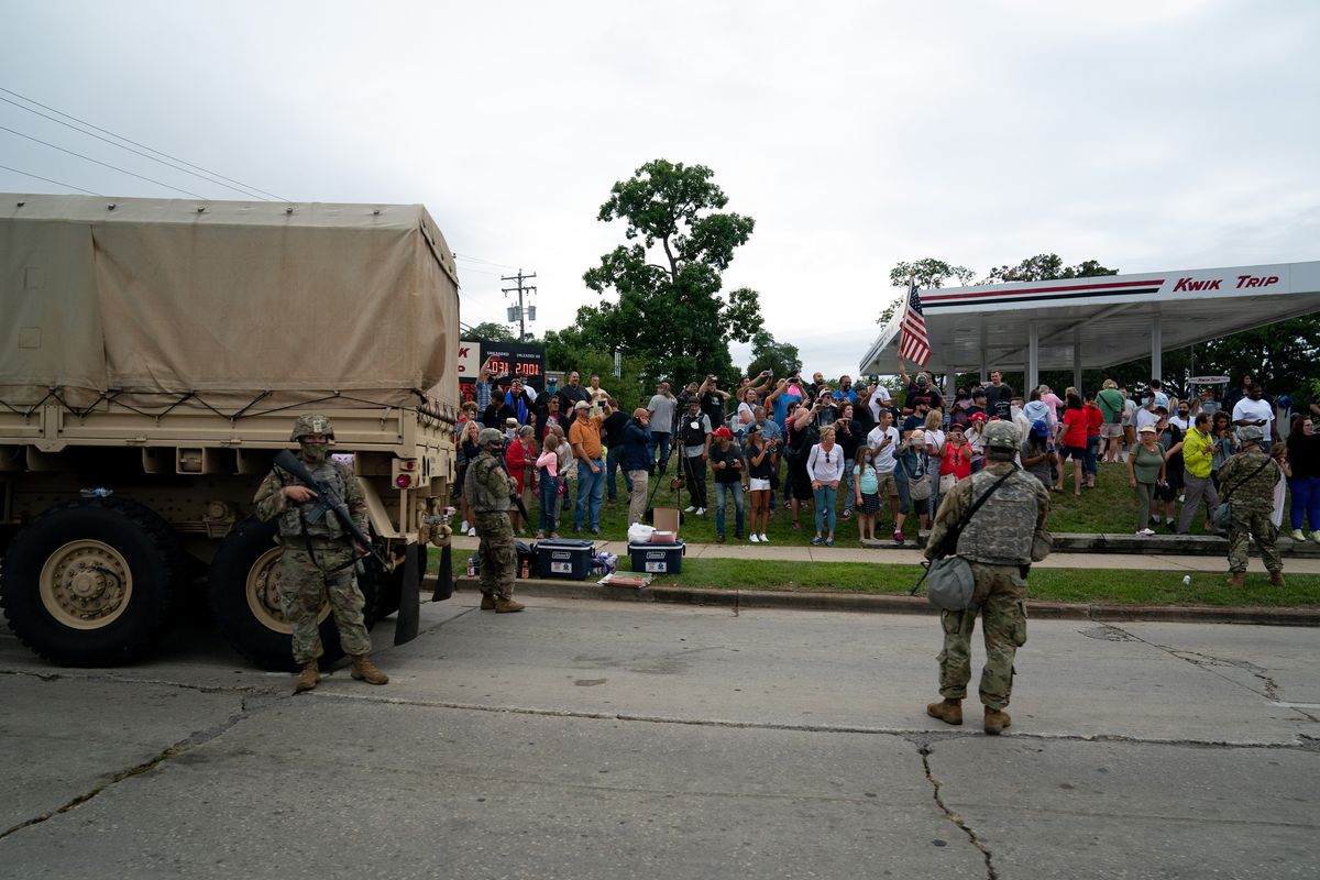 Feds: Militia members face gun charges after traveling to
Kenosha to see Trump, witness riots and possibly ‘pick people
off’ 1 Feds: Militia members face gun charges after traveling to
Kenosha to see Trump, witness riots and possibly ‘pick people
off’ 1