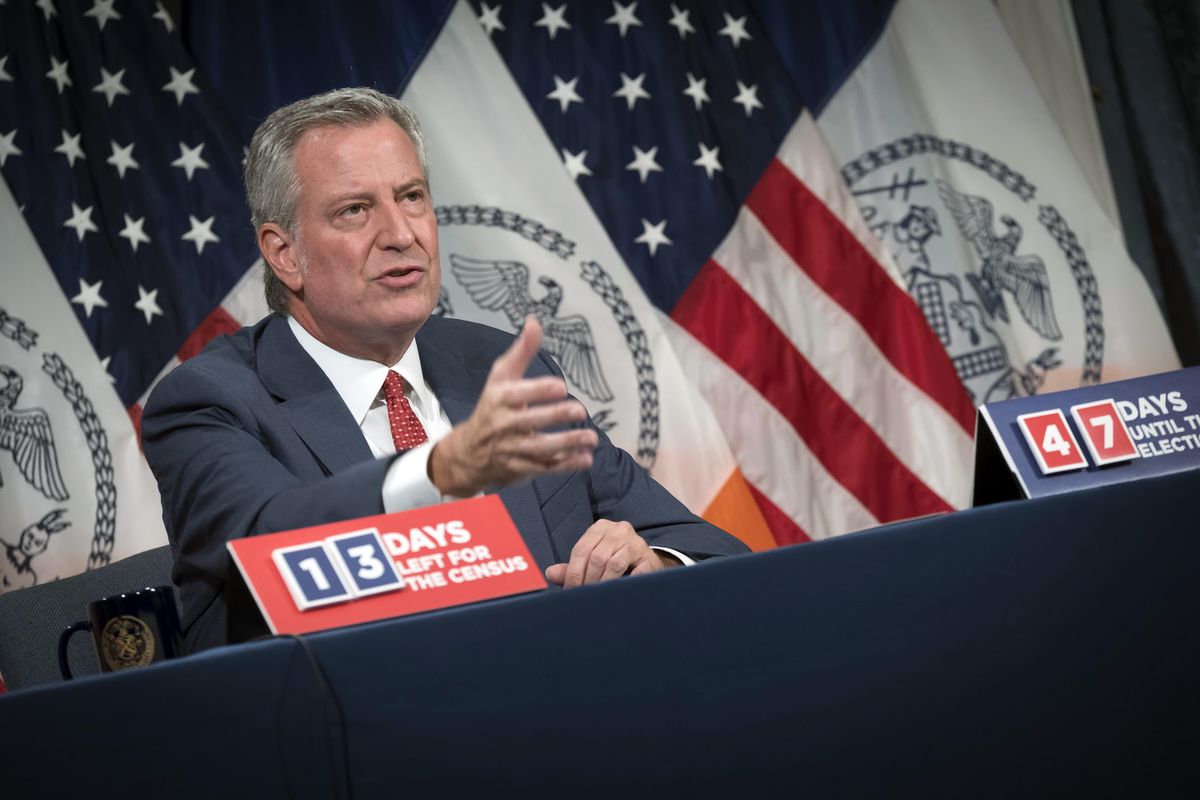 De Blasio announces fines for people who refuse to wear
masks in certain NYC neighborhoods 1 De Blasio announces fines for people who refuse to wear
masks in certain NYC neighborhoods 1