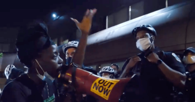 Watch Live: Unrest in D.C. as Black Lives Matter Gathers to
Protest Police Shooting 1