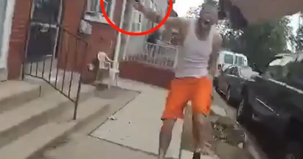 BODY CAM VIDEO: BLM Race Riots Explode in Lancaster,
Pennsylvania After Officer Shoots Aggressive Knife-Wielding
Man 1